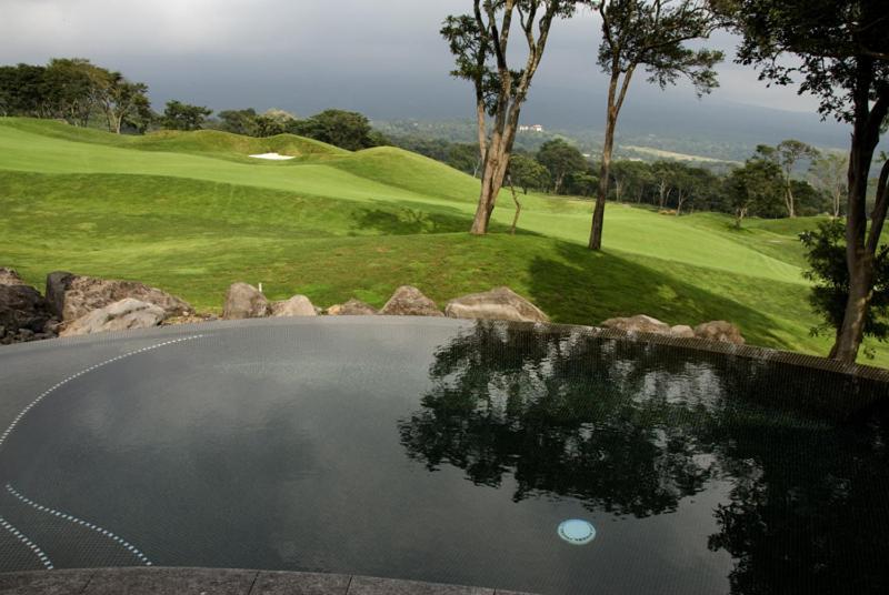 Hotel La Reunion Golf Resort And Residences Antigua Oda fotoğraf