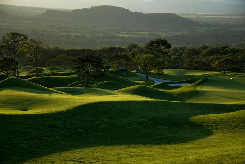 Hotel La Reunion Golf Resort And Residences Antigua Dış mekan fotoğraf