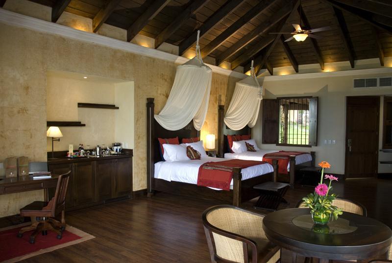 Hotel La Reunion Golf Resort And Residences Antigua Oda fotoğraf